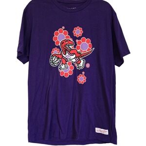 Women's Toronto Raptors Purple TShirt - Size‎ XL - Flowers